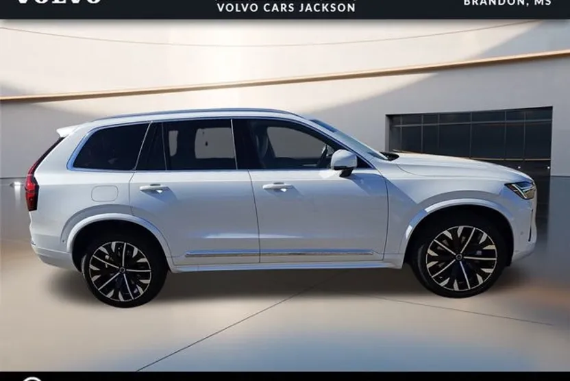2026 Volvo XC90 Plus photo 1
