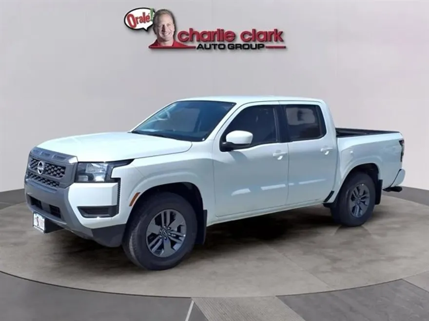 2025 Nissan Frontier SV photo 1