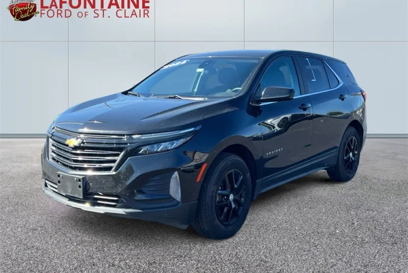 2024 Chevrolet Equinox LT photo 1