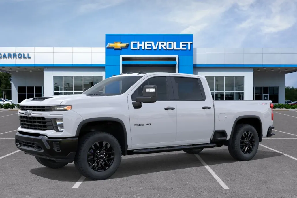 2026 Chevrolet Silverado 2500HD Custom photo 1
