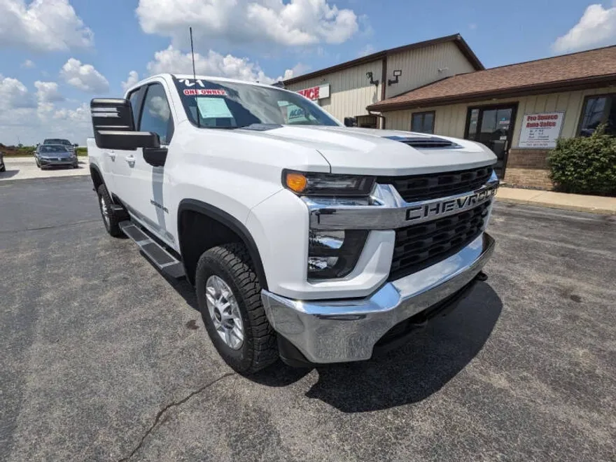 2021 Chevrolet Silverado 2500HD LT photo 1