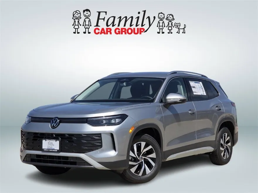 2025 Volkswagen Tiguan S photo 1