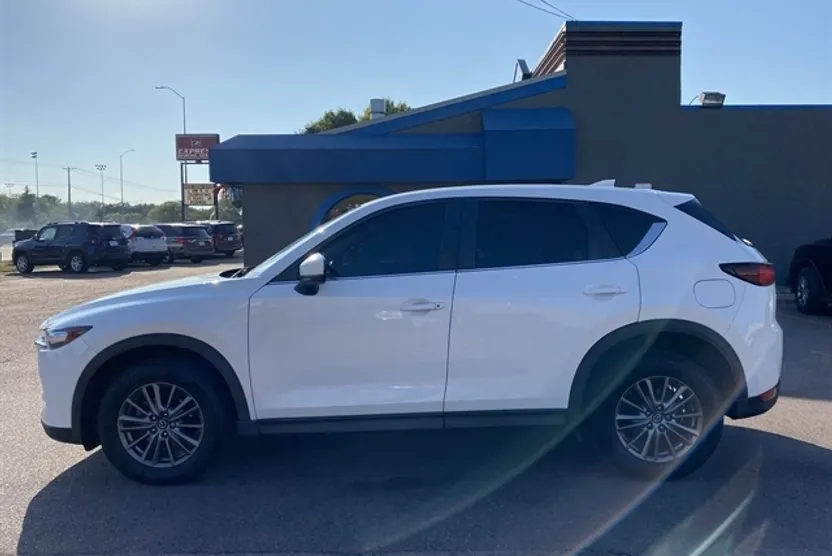 2018 Mazda CX-5 Sport photo 1