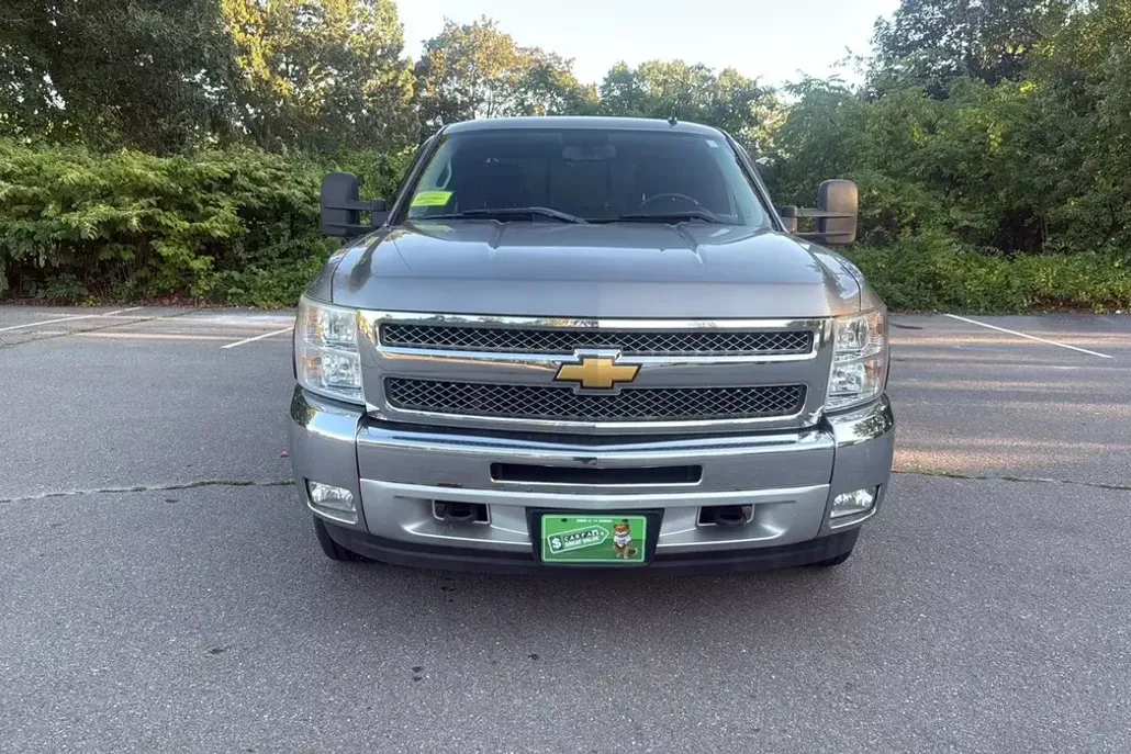 2012 Chevrolet Silverado 1500 LT photo 1