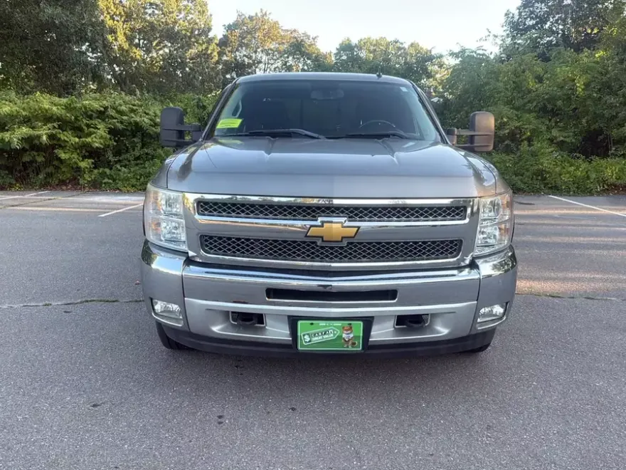 2012 Chevrolet Silverado 1500 LT photo 1