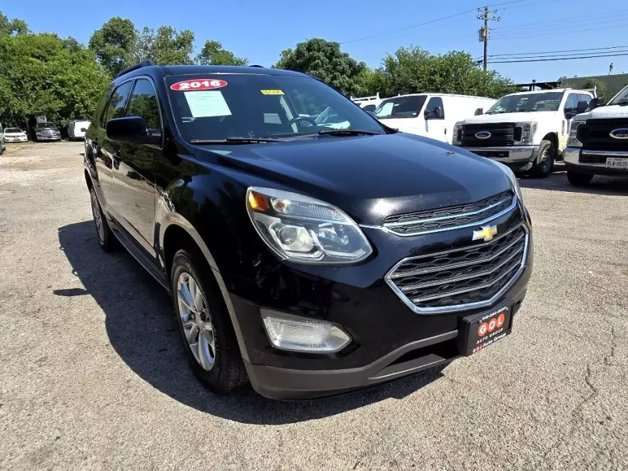 2016 Chevrolet Equinox LT photo 1
