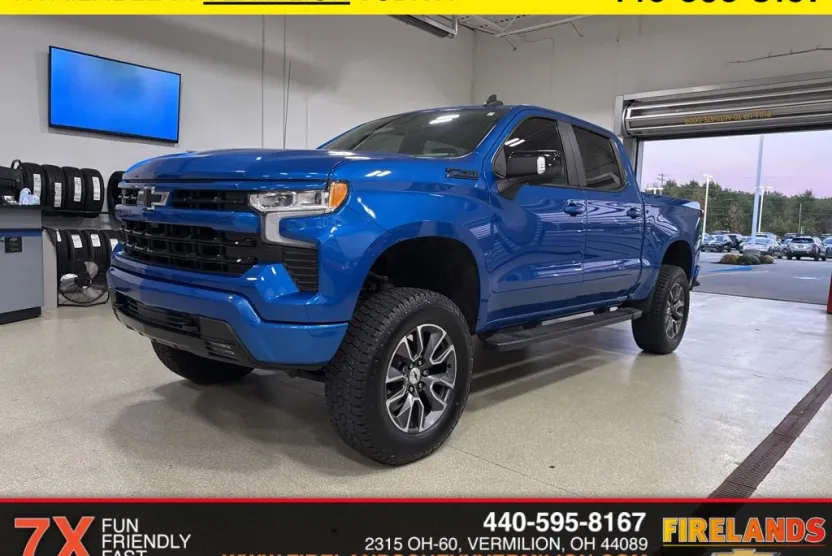 2022 Chevrolet Silverado 1500 RST photo 1