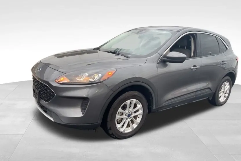 2021 Ford Escape Hybrid SE photo 1