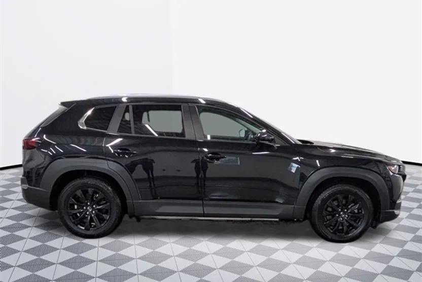 2023 Mazda CX-50 2.5 Preferred Plus photo 1