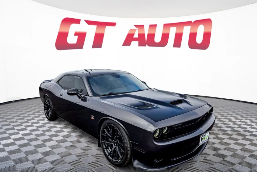2019 Dodge Challenger R/T Scat Pack photo 1