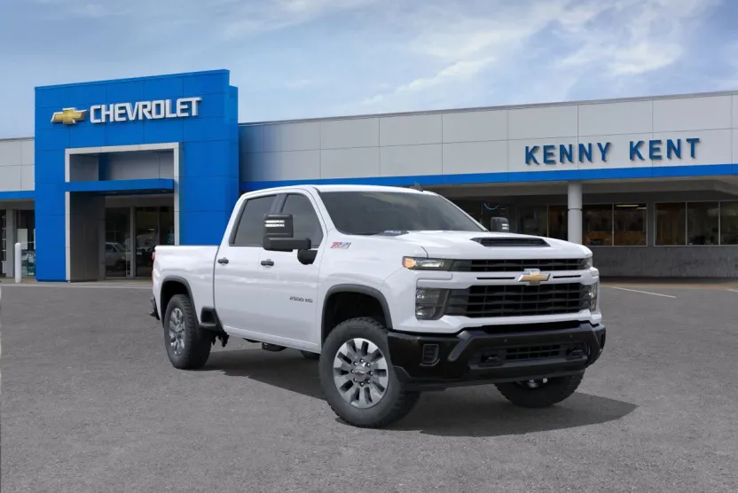 2026 Chevrolet Silverado 2500HD Custom photo 1