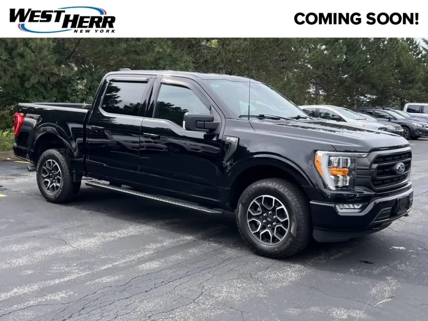 2023 Ford F-150 XLT photo 1