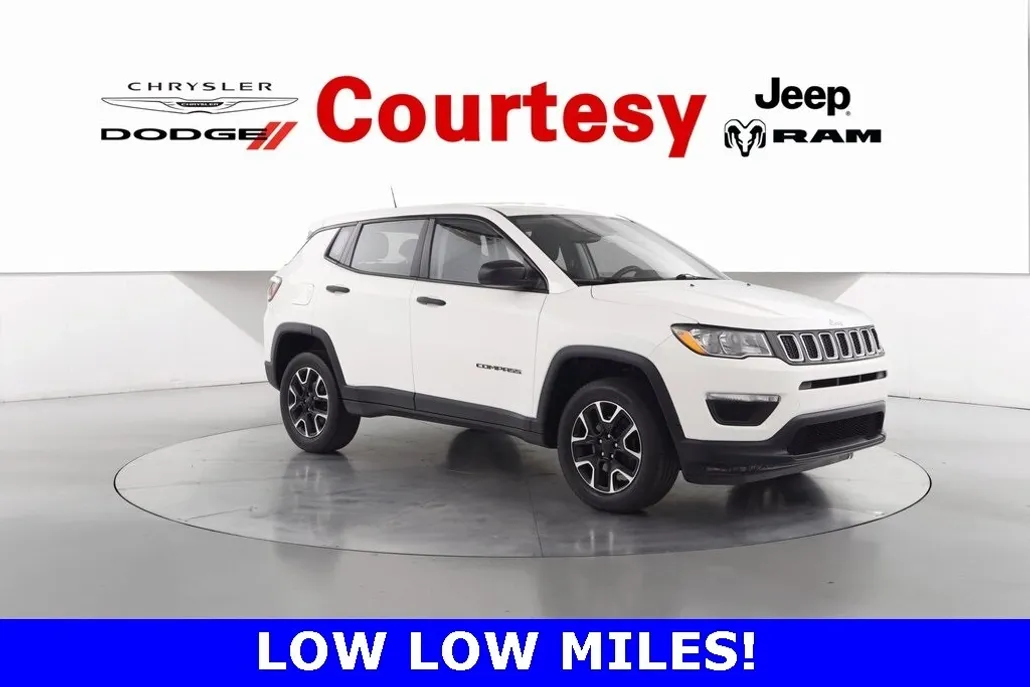2019 Jeep Compass Sport photo 1