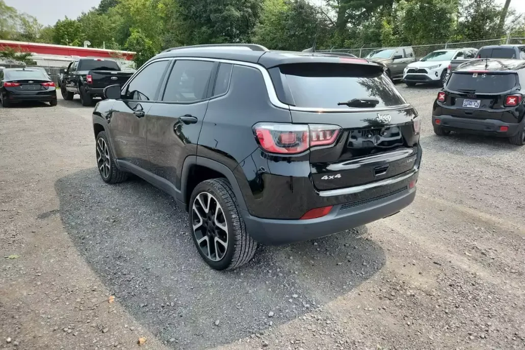 2018 Jeep Compass Limited photo 1