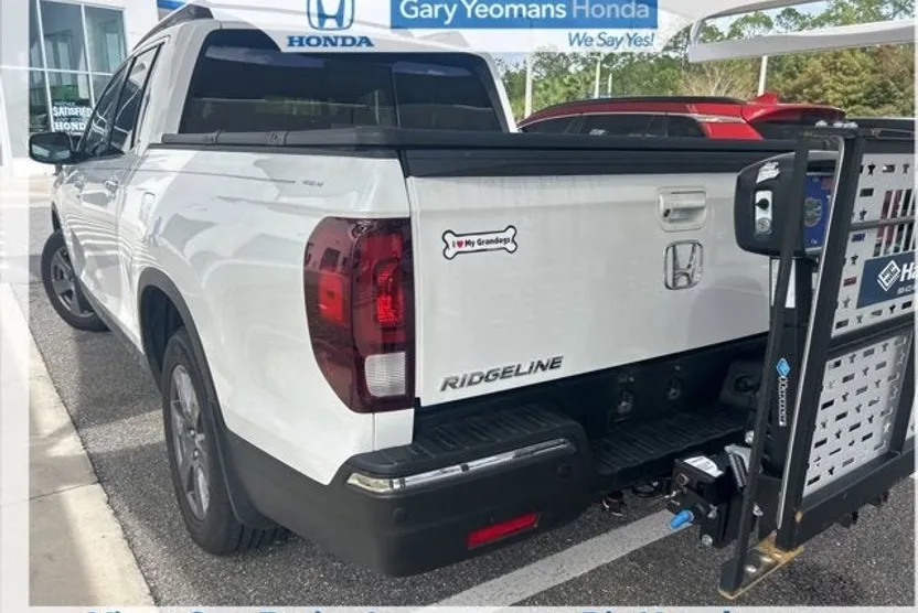 2020 Honda Ridgeline RTL-E photo 1