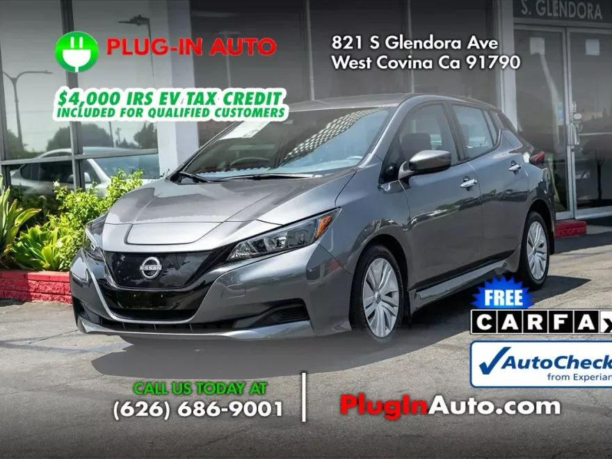 2023 Nissan Leaf S photo 1