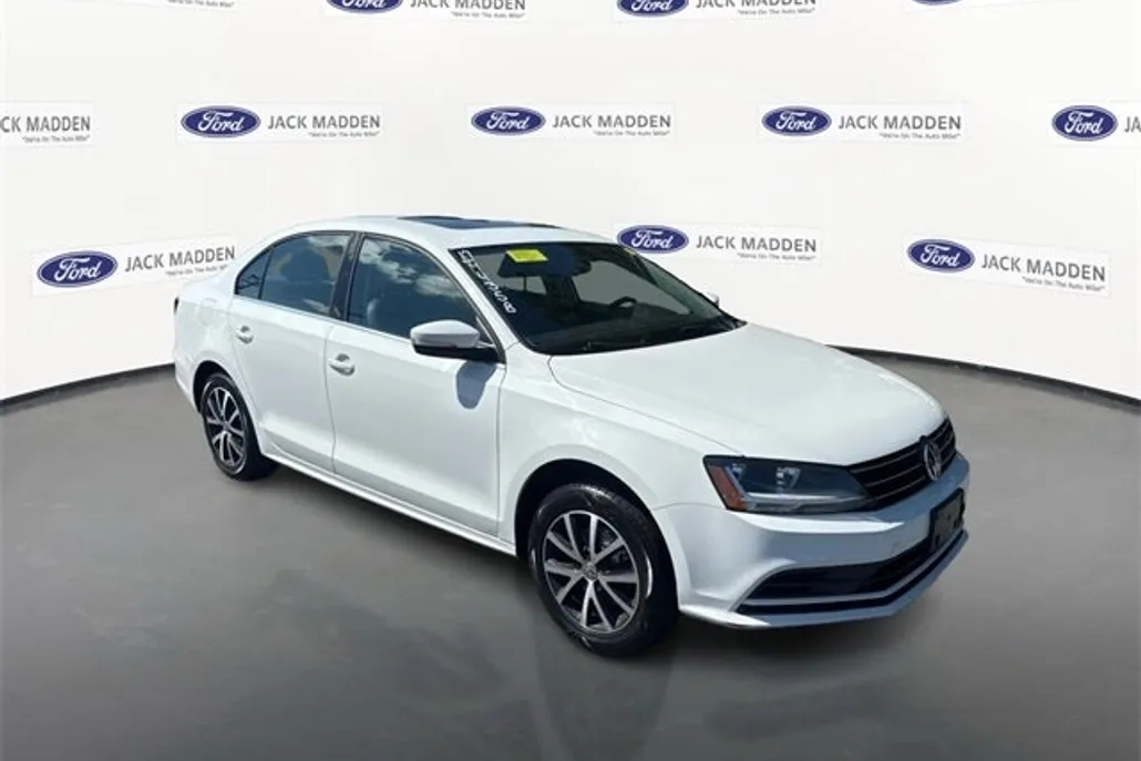 2017 Volkswagen Jetta 1.4T SE photo 1