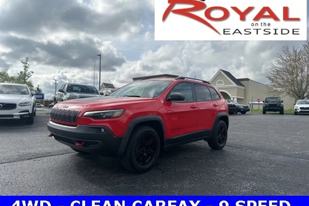 2019 Jeep Cherokee Trailhawk photo 1