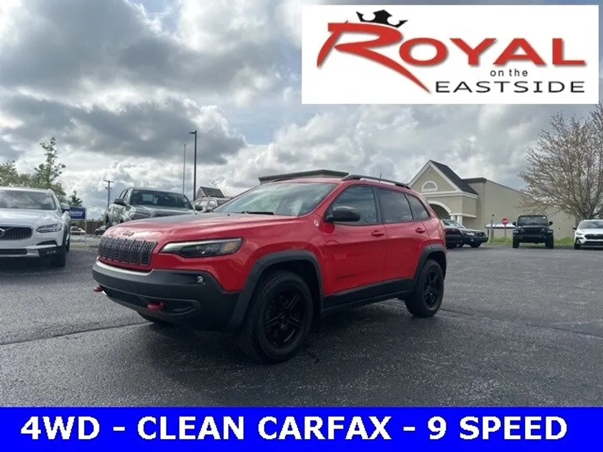2019 Jeep Cherokee Trailhawk photo 1