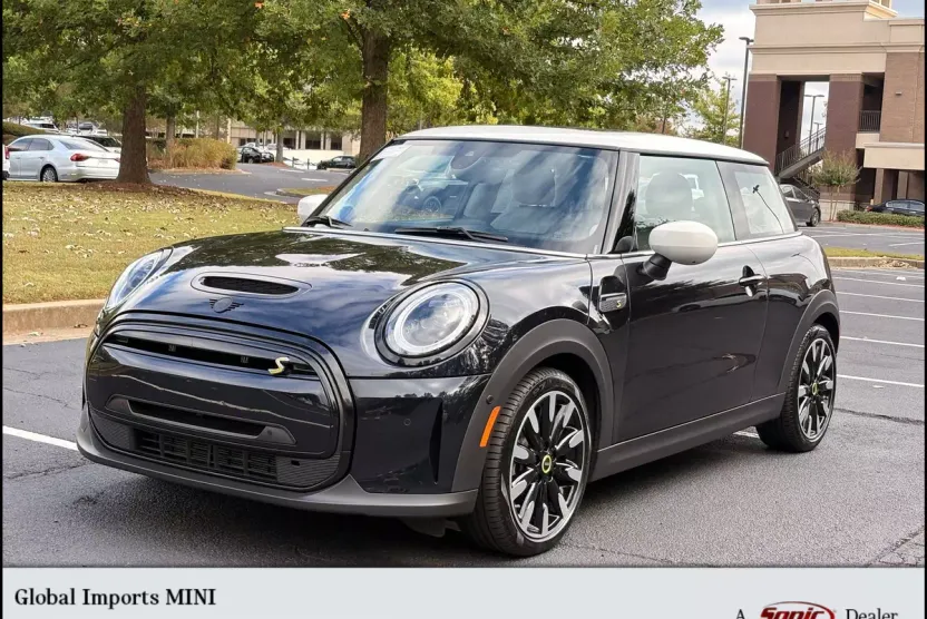2024 Mini Cooper 2 Door Hardtop photo 1
