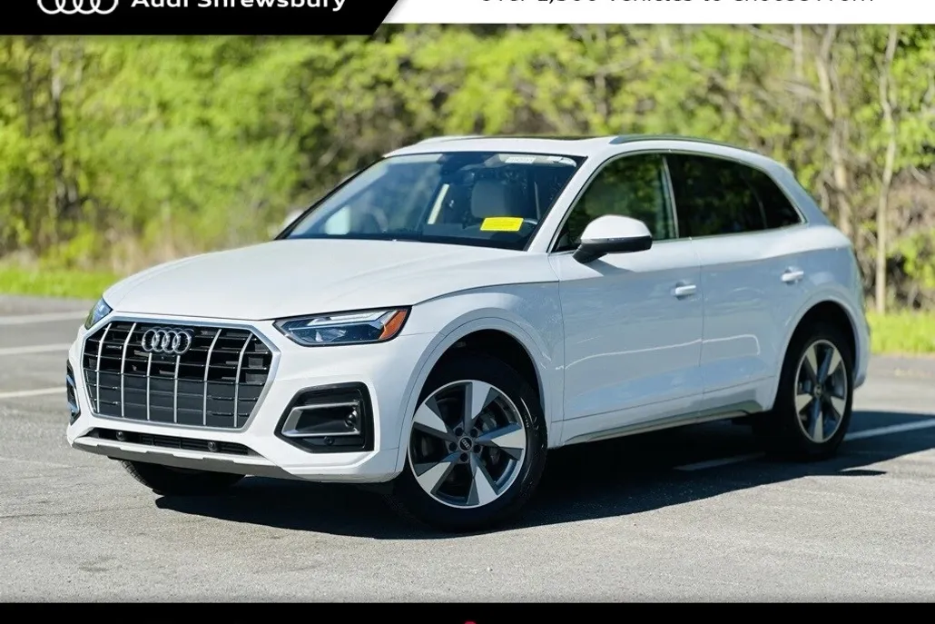 2023 Audi Q5 40 Premium Plus photo 1