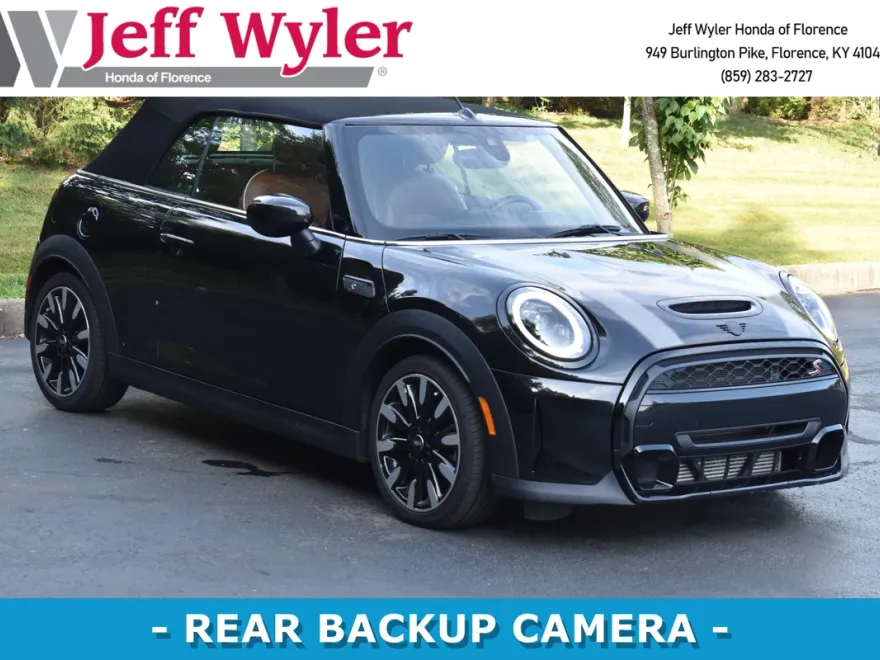 2023 Mini Cooper Convertible S photo 1