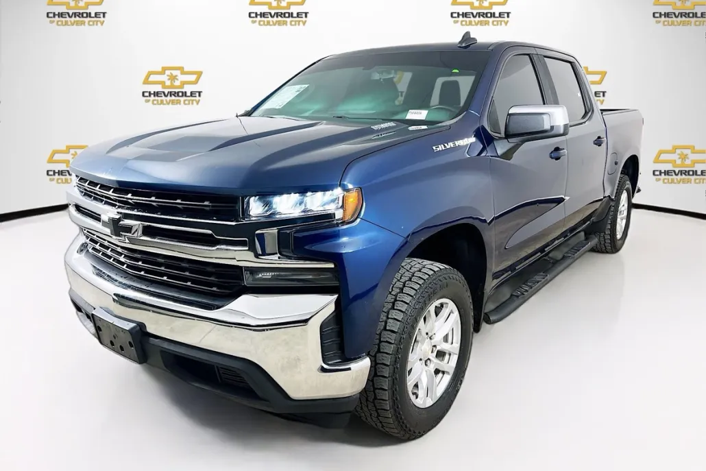 2020 Chevrolet Silverado 1500 LT photo 1