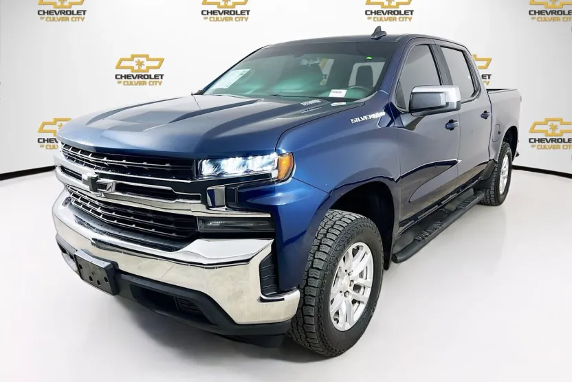 2020 Chevrolet Silverado 1500 LT photo 1