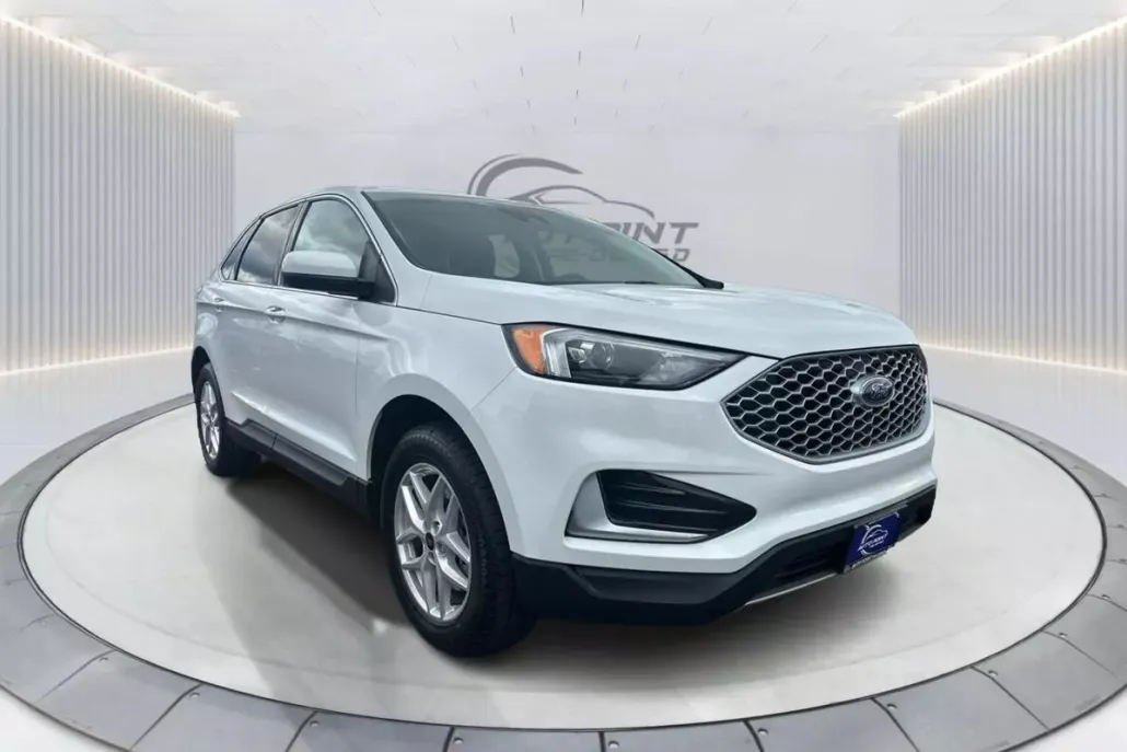 2023 Ford Edge SEL Sport photo 1