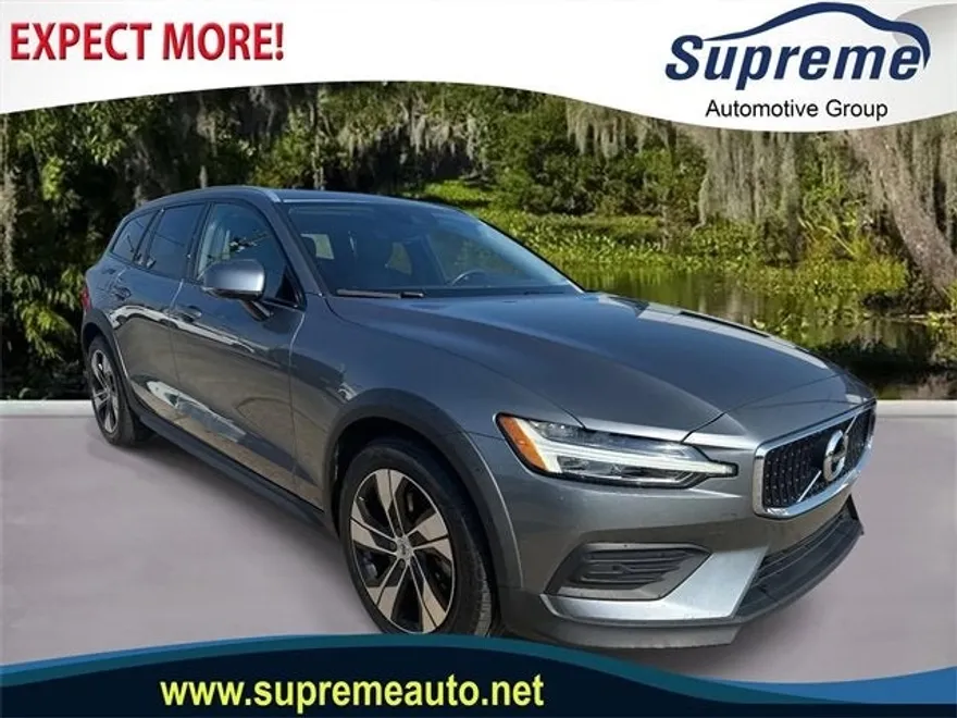 2020 Volvo V60 Cross Country T5 photo 1