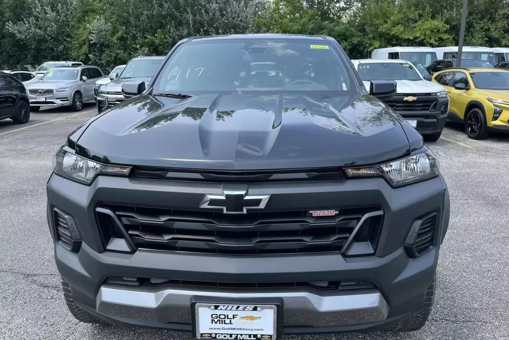 2026 Chevrolet Colorado Trail Boss photo 1