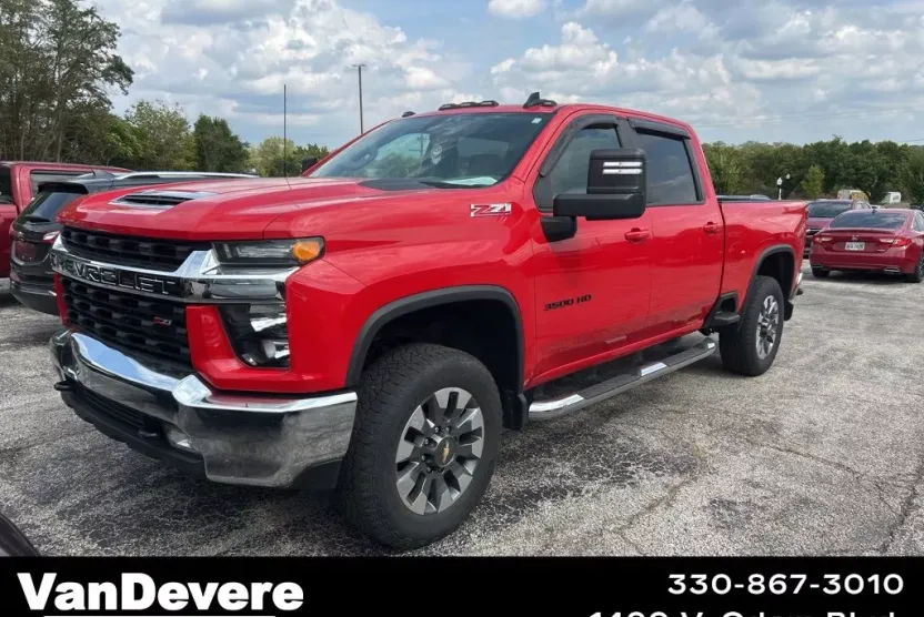 2020 Chevrolet Silverado 3500HD LT photo 1