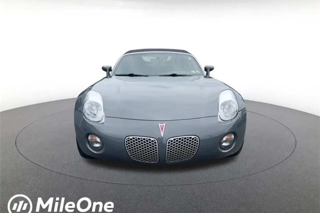 2008 Pontiac Solstice Base Convertible photo 1