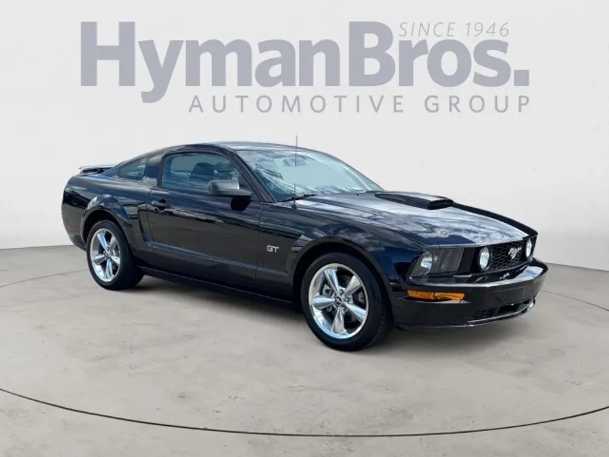 2007 Ford Mustang GT Deluxe photo 1