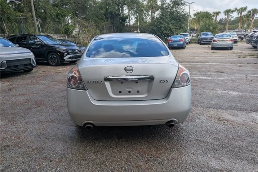 2012 Nissan Altima 2.5 S photo 1