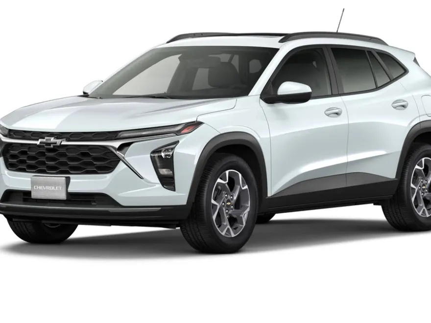 2025 Chevrolet Trax LT photo 1