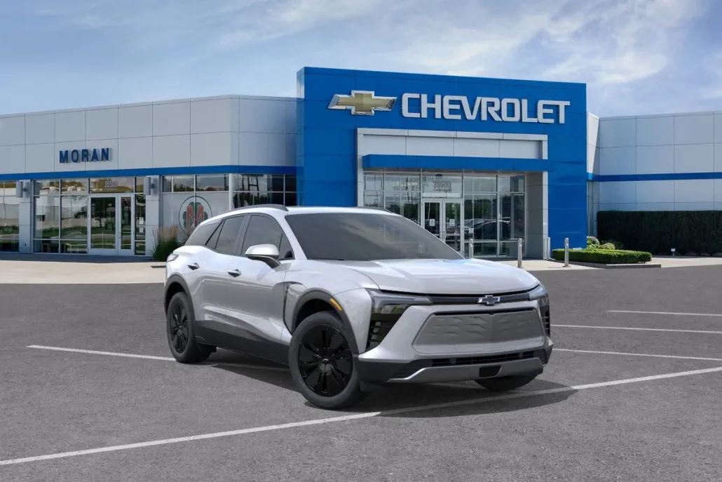 2026 Chevrolet Blazer EV photo 1