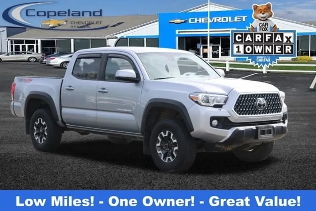 2019 Toyota Tacoma SR V6 photo 1