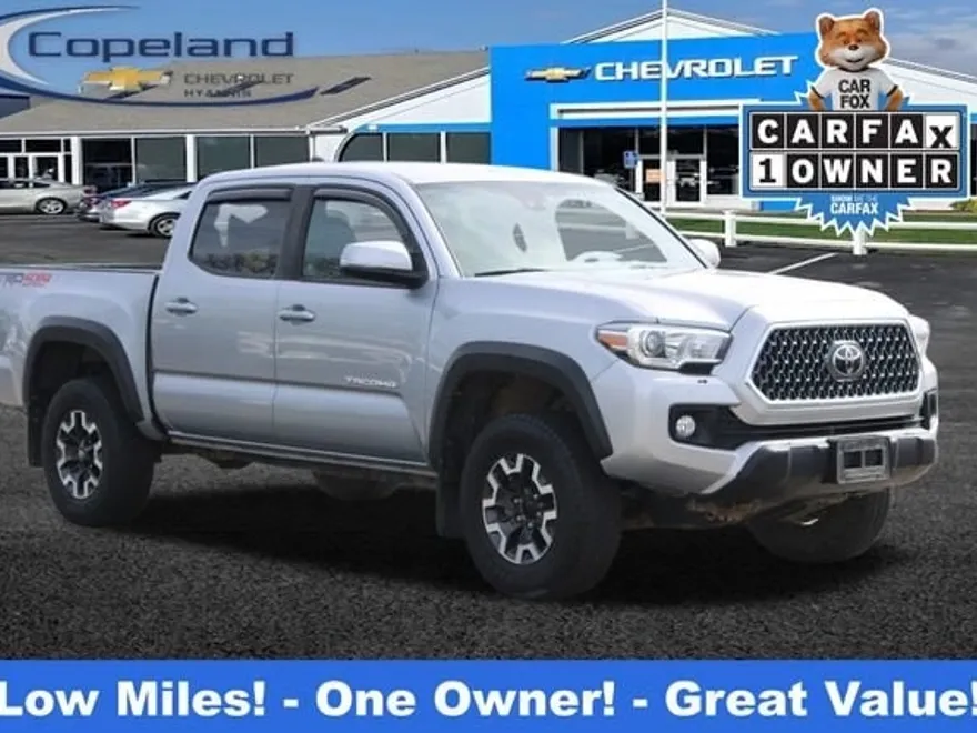 2019 Toyota Tacoma SR V6 photo 1