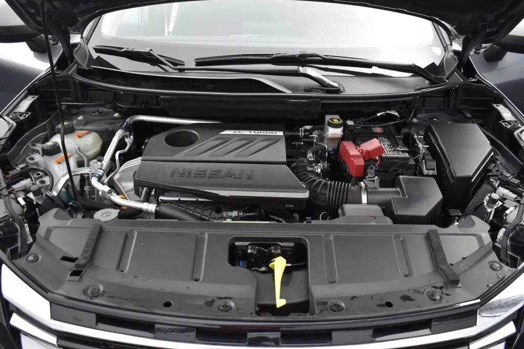 2025 Nissan Rogue SV photo 1