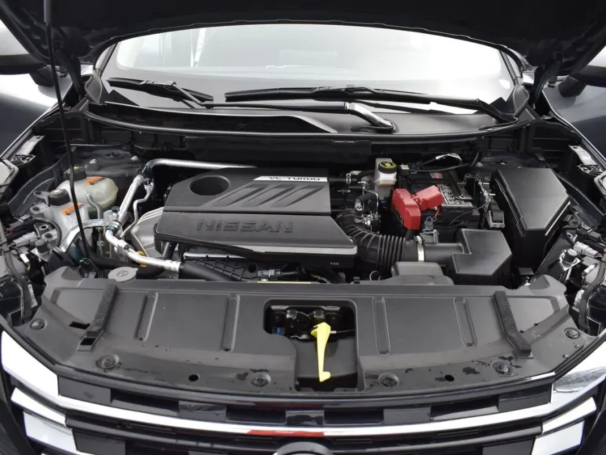 2025 Nissan Rogue SV photo 1