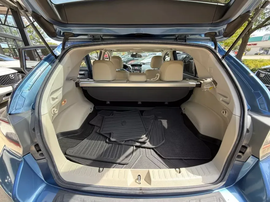 2014 Subaru Crosstrek 2.0i Hybrid Touring photo 1