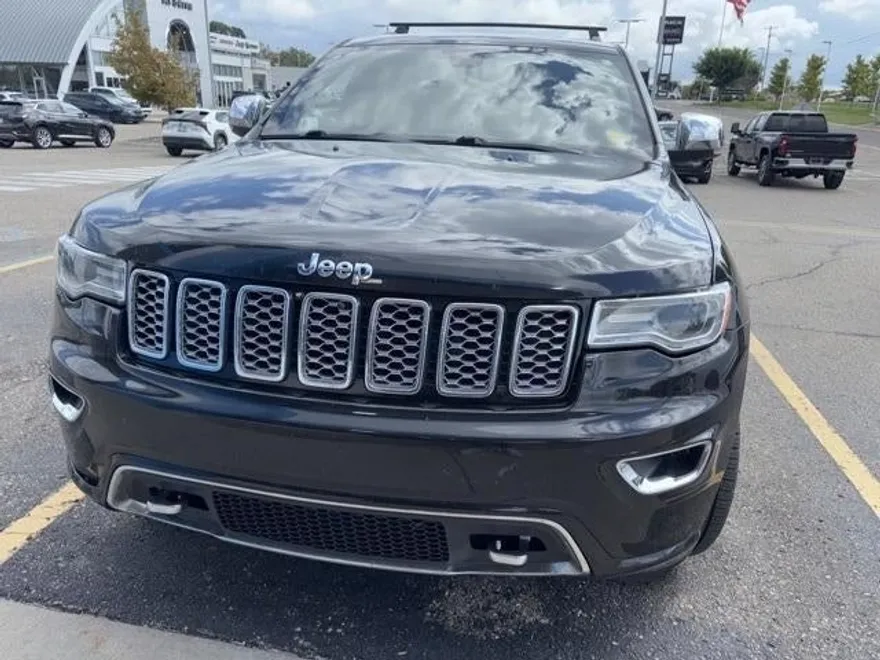 2020 Jeep Grand Cherokee Overland photo 1