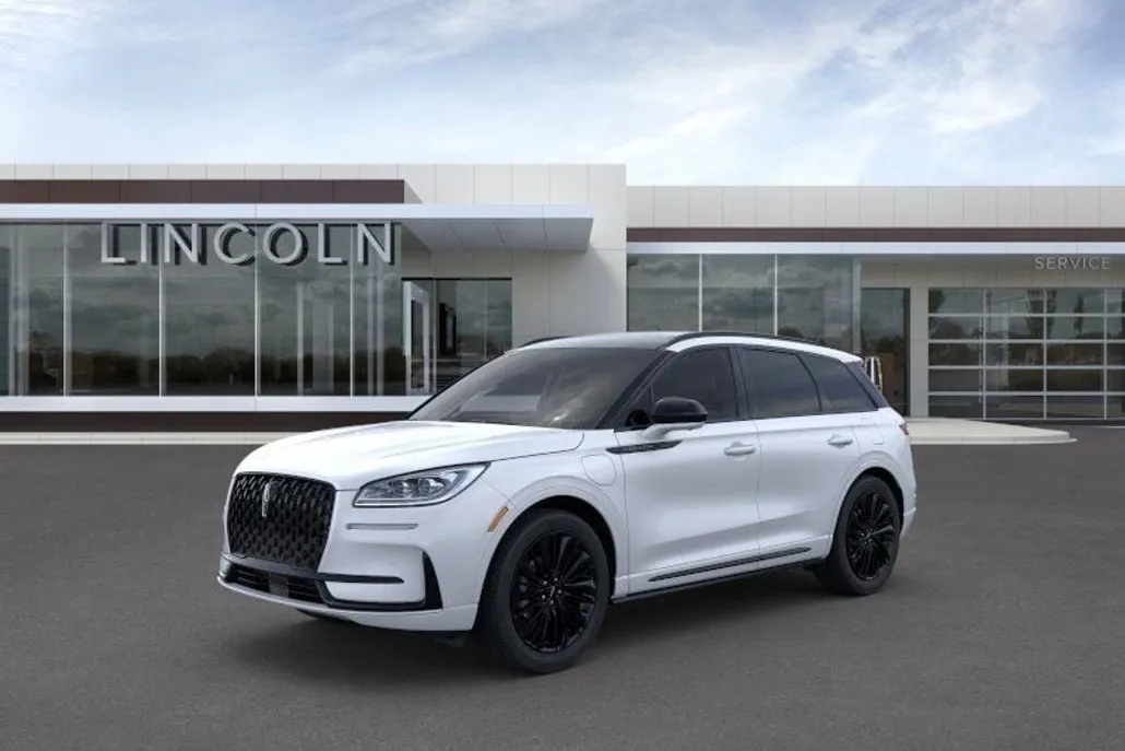 2025 Lincoln Corsair Grand Touring photo 1