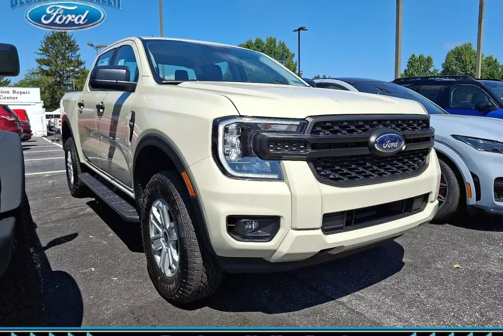 2025 Ford Ranger XL photo 1