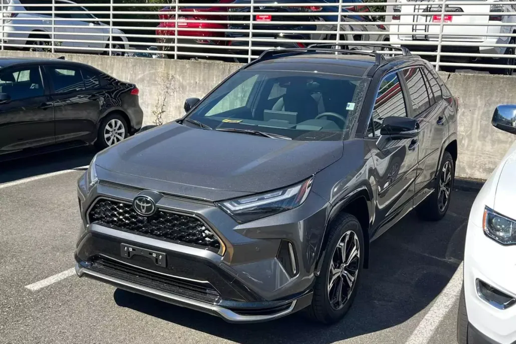 2025 Toyota RAV4 Prime XSE Premium photo 1