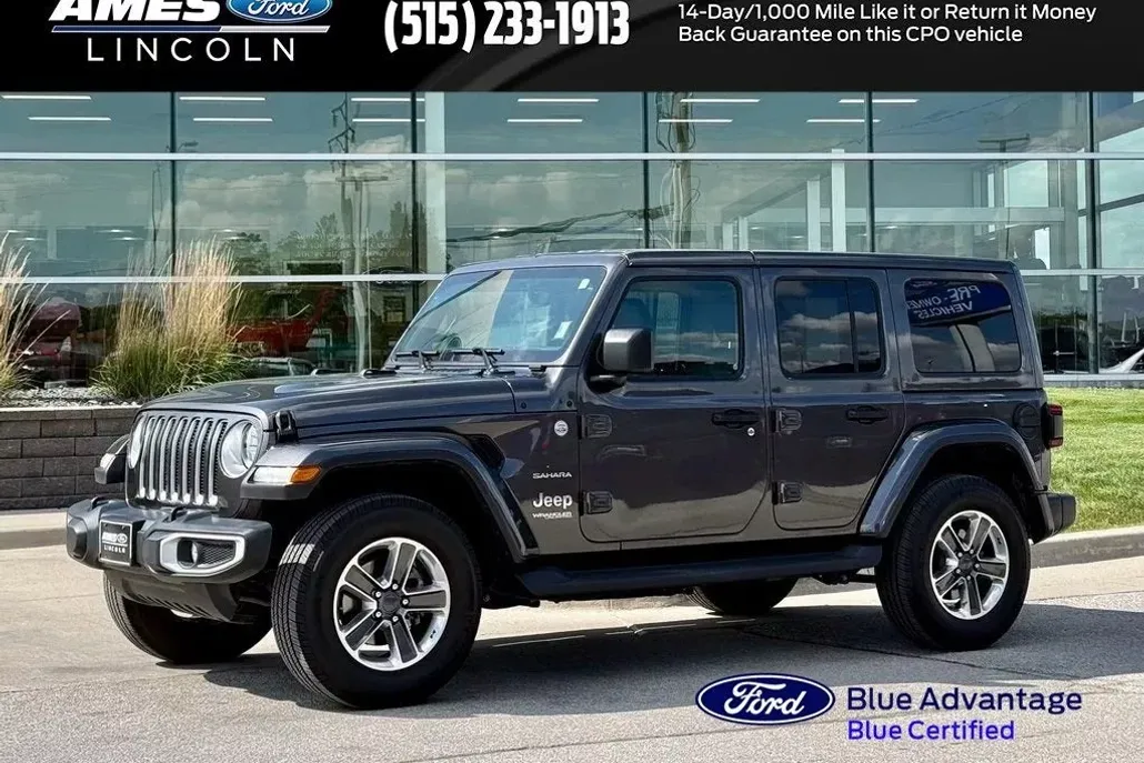 2020 Jeep Wrangler Unlimited Sahara photo 1