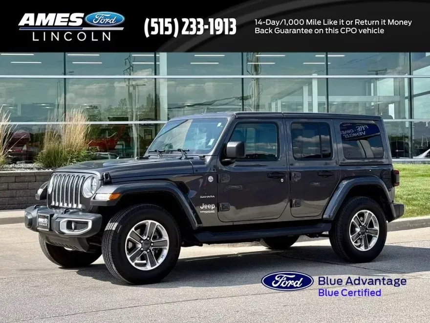 2020 Jeep Wrangler Unlimited Sahara photo 1