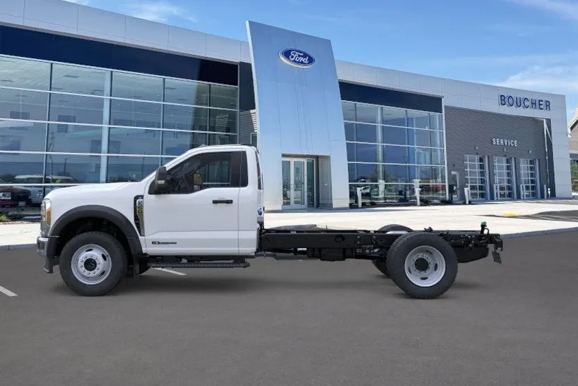 2025 Ford F-550 XL photo 1