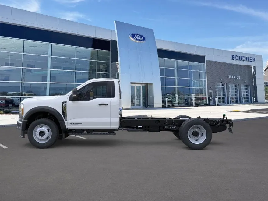 2025 Ford F-550 XL photo 1